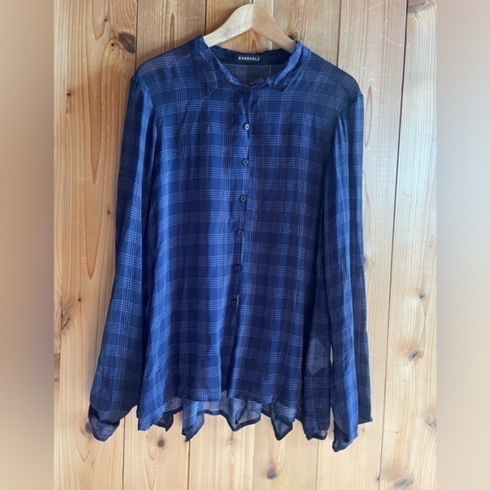 Rundholz button down top